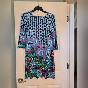 Excellent Pre-owned Condition Lilly Pulitzer Dress. Size Medium